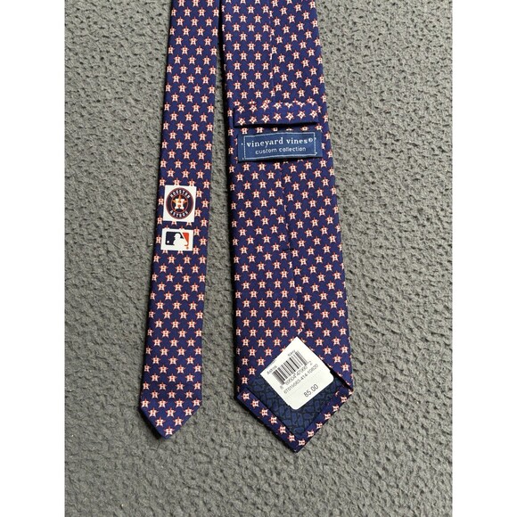 Vineyard Vines Tie Blue Silk Houston Astros Logo 3.5 in Hand Made in USA Necktie - Picture 2 of 8